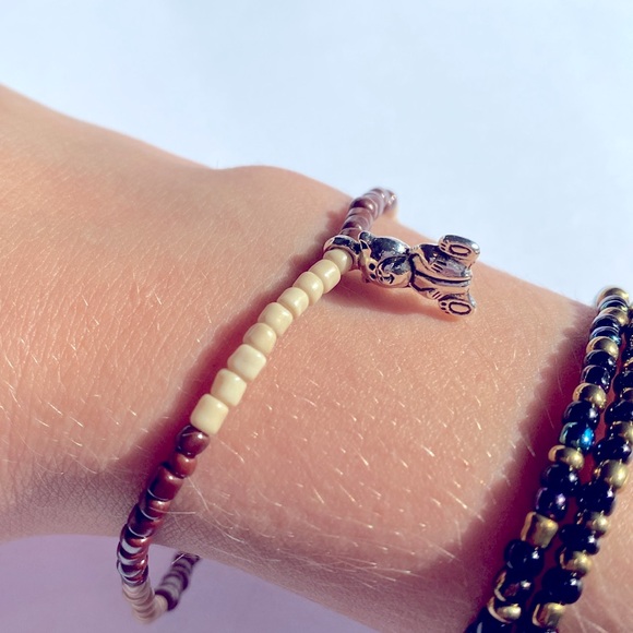 Hand Crafted Bead Bracelet Teddy Bear Charm - Picture 5 of 5